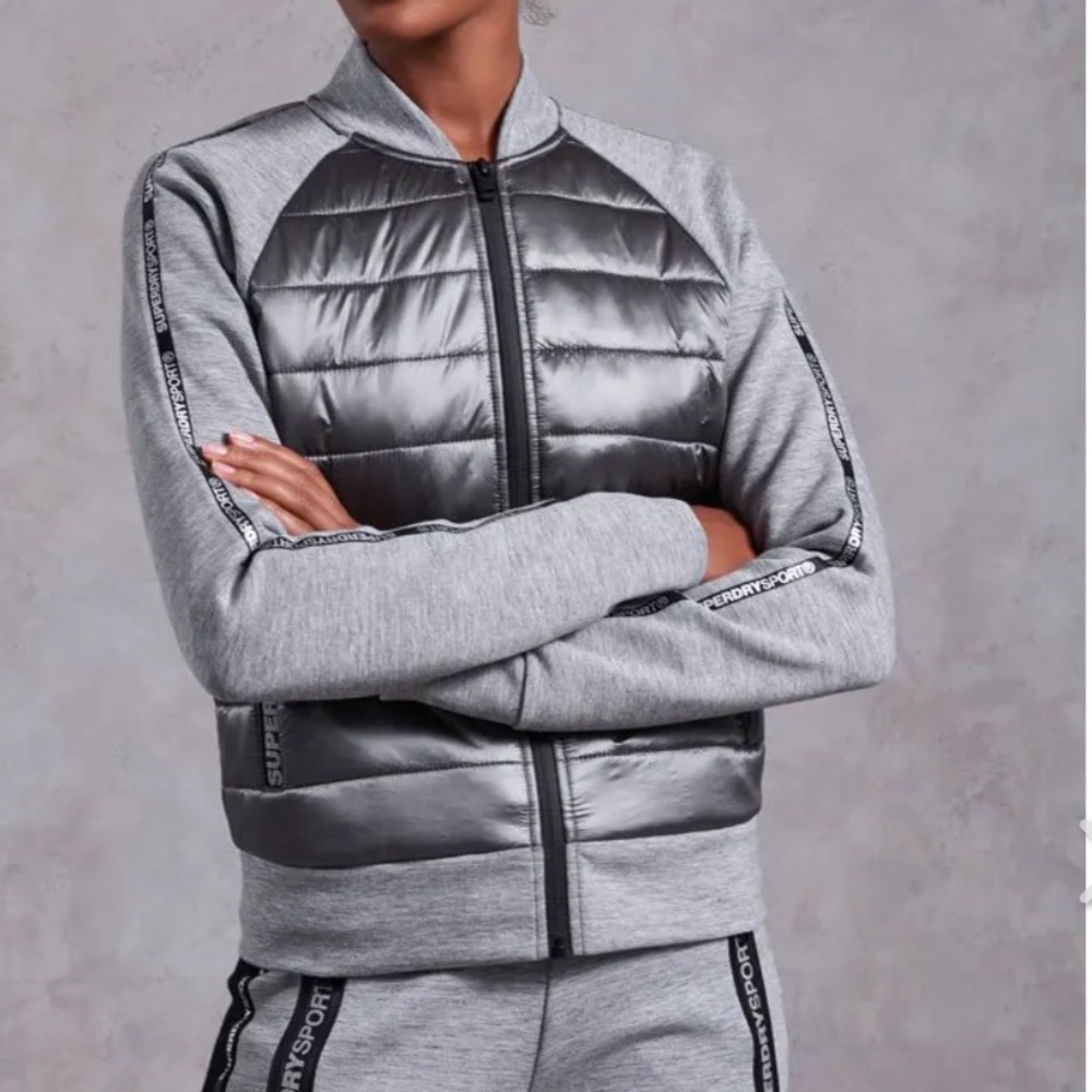 SuperDry core gym tech hybrid jacket size 8 Gray And Black Puffer Pockets‎